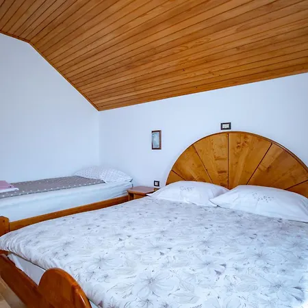 Pensión Ekoturizem Hudicevec 4*